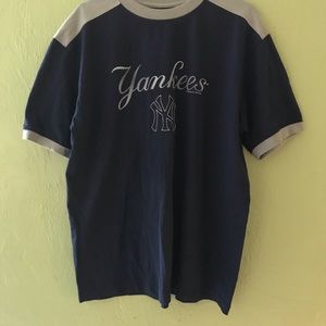 NEW YORK YANKEES T-SHIRT
